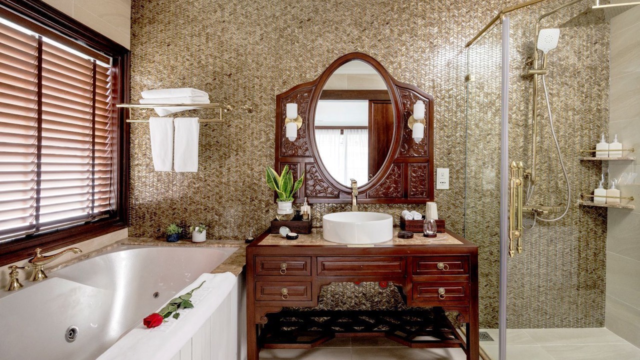 Photo of Bathroom in Ha Long