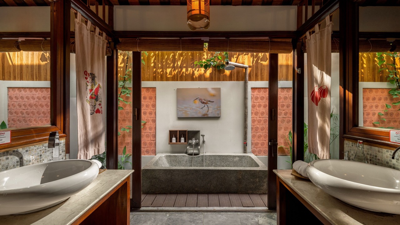 Photo of Bathroom in Cam Chau
