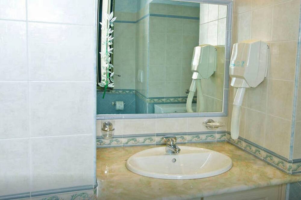 Photo of Bathroom in Pontone