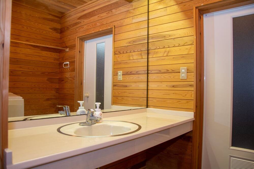 Photo of Bathroom in Nishina