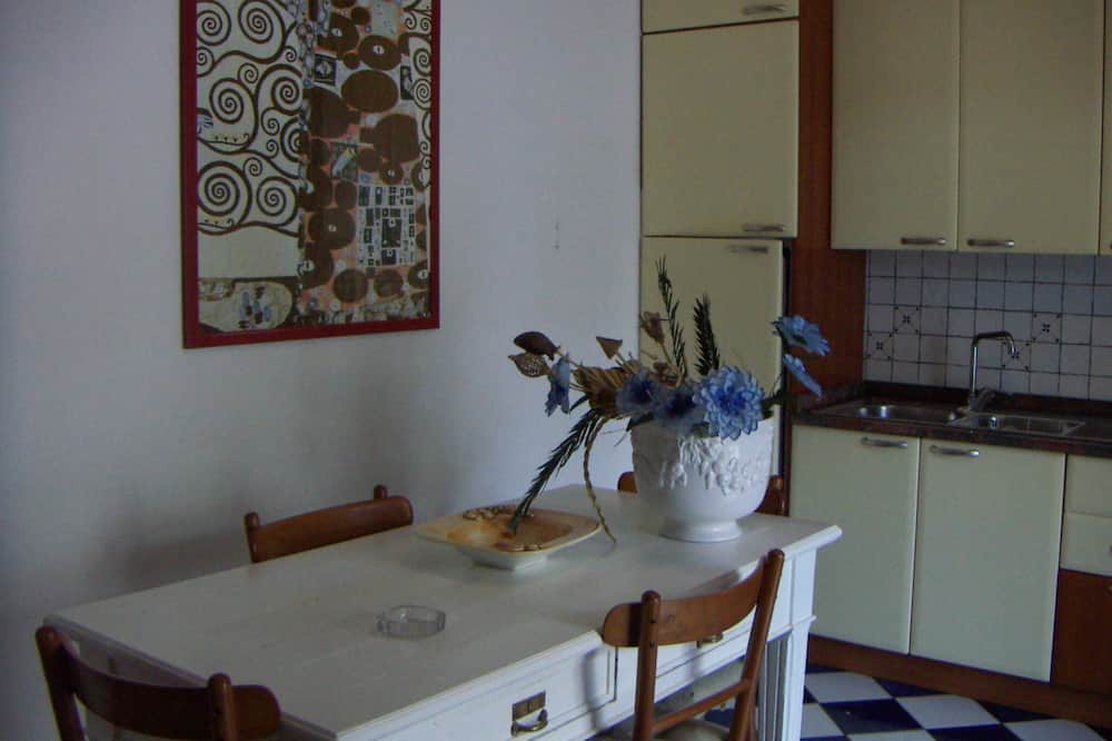 Photo of Kitchen in Latina Lido