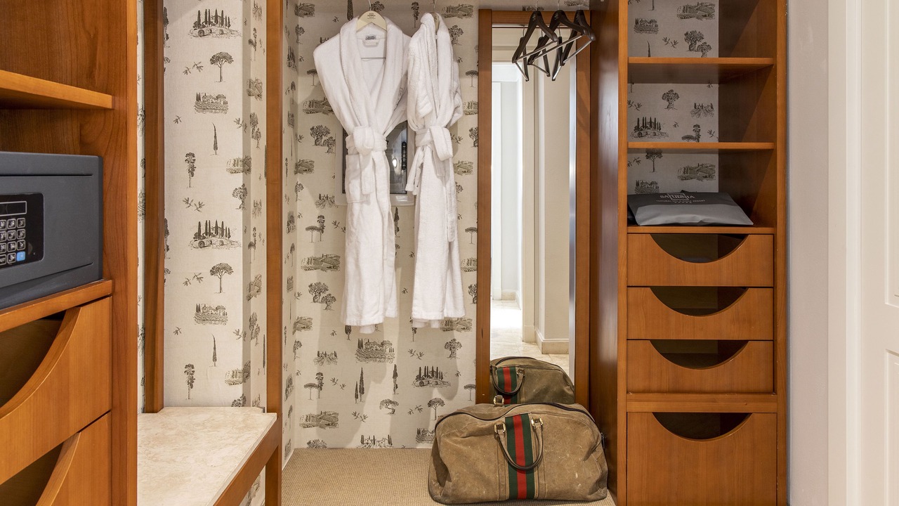 Photo of Bedroom in Saturnia