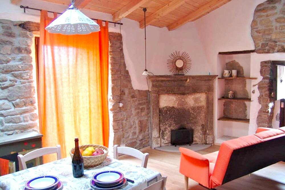 Photo of Livingroom in Castelmezzano