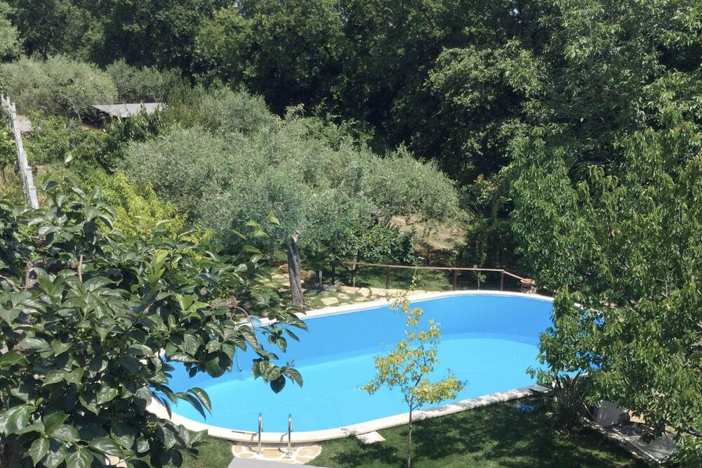 Photo of Outdoor in Treglio