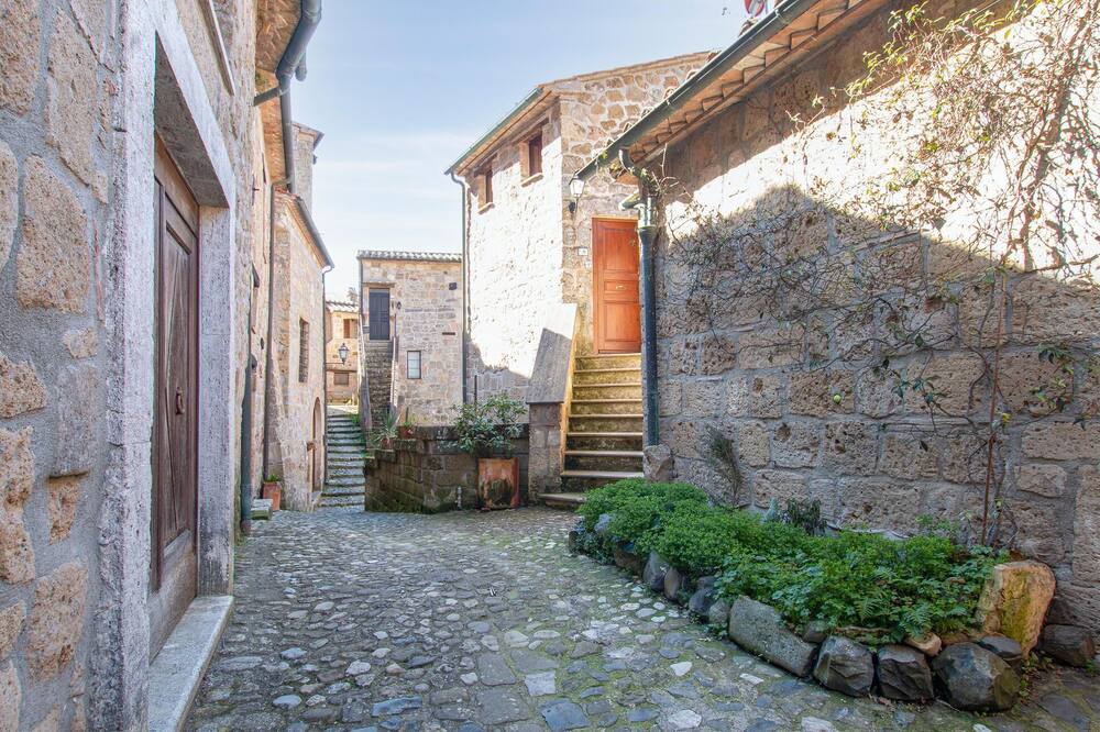 Photo of Outdoor in Sorano