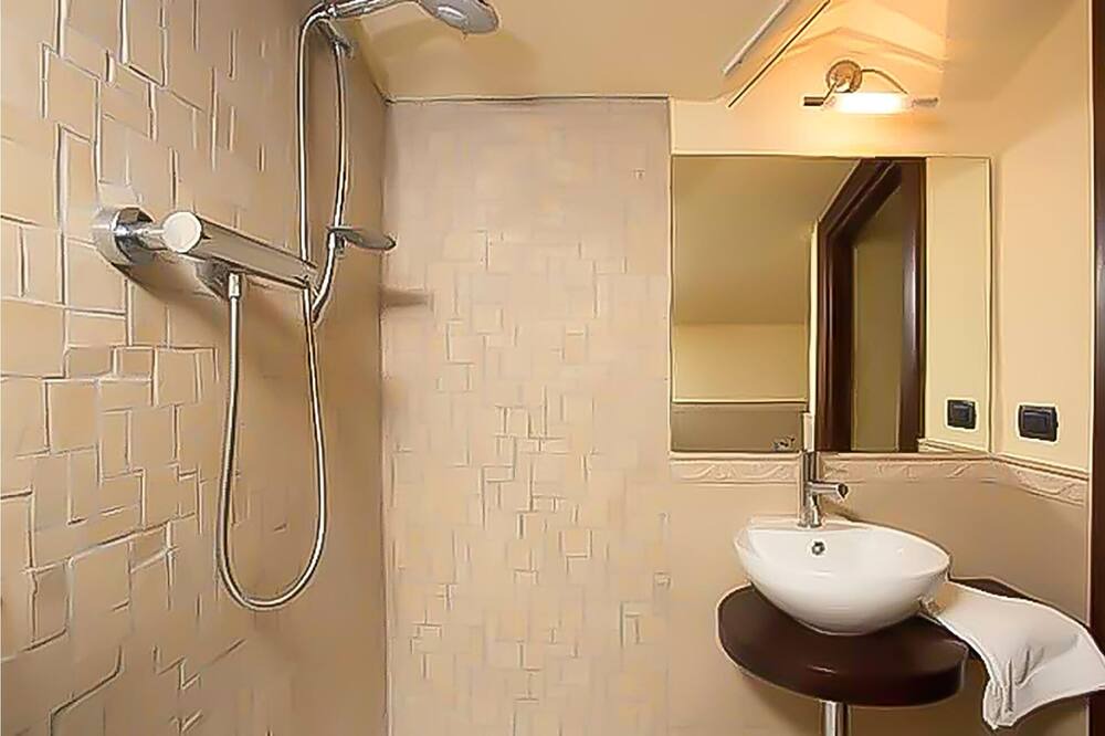Photo of Bathroom in Serre
