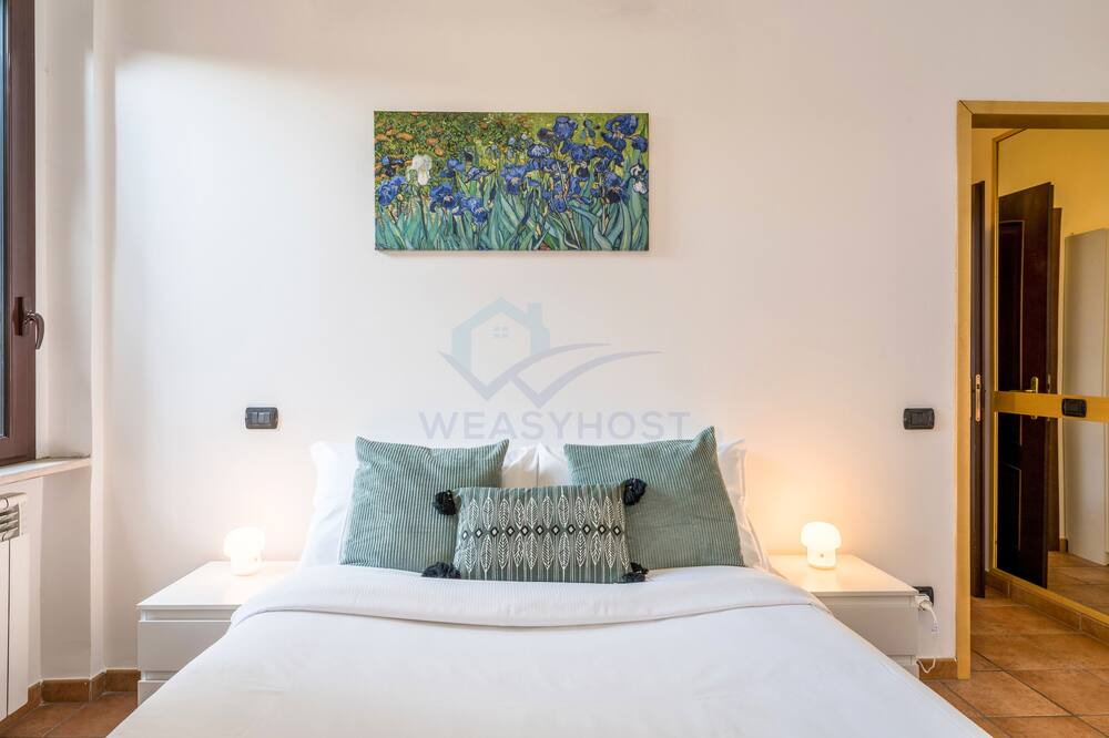 Photo of Bedroom in Tor di Quinto