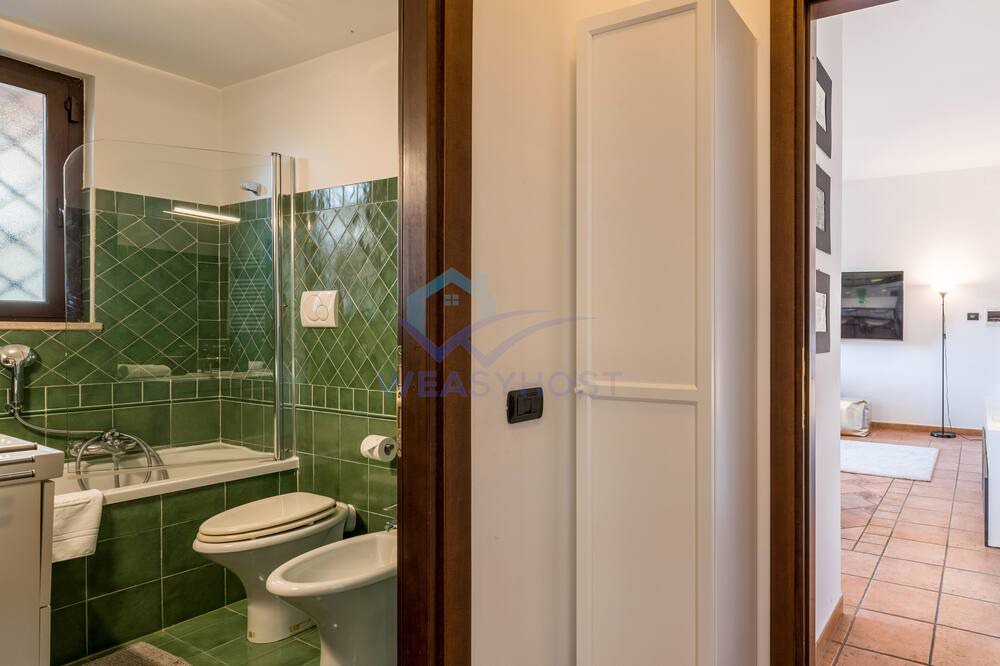 Photo of Bathroom in Tor di Quinto