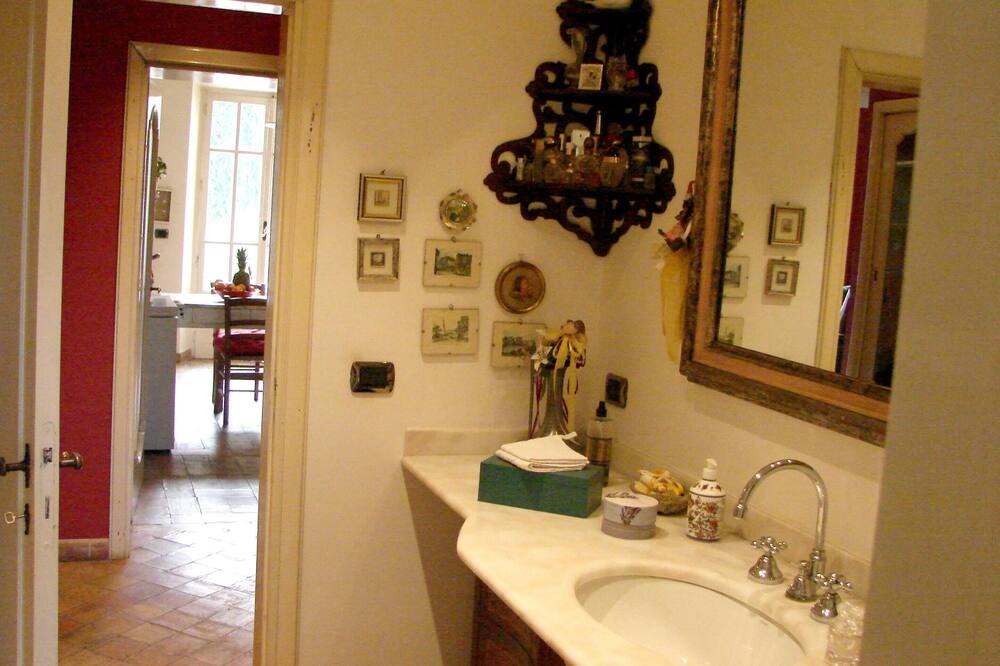Photo of Bathroom in Mogliano