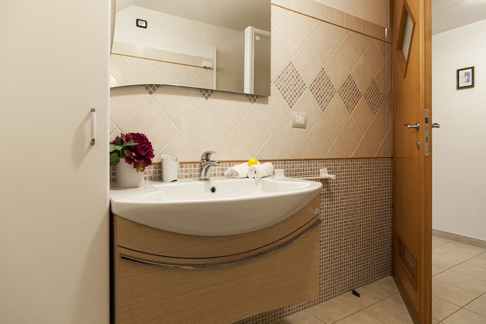Photo of Bathroom in Sperlonga