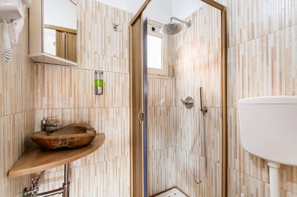 Photo of Bathroom in Priverno