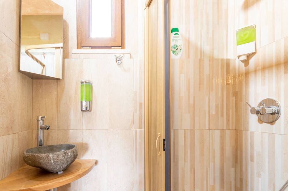 Photo of Bathroom in Priverno