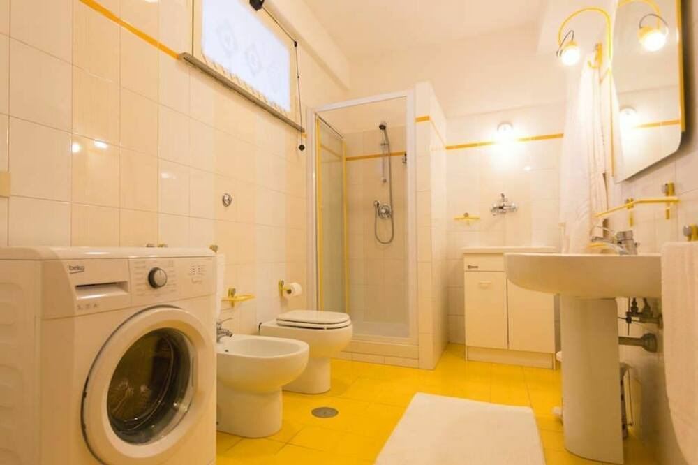 Photo of Bathroom in Santa Lucia