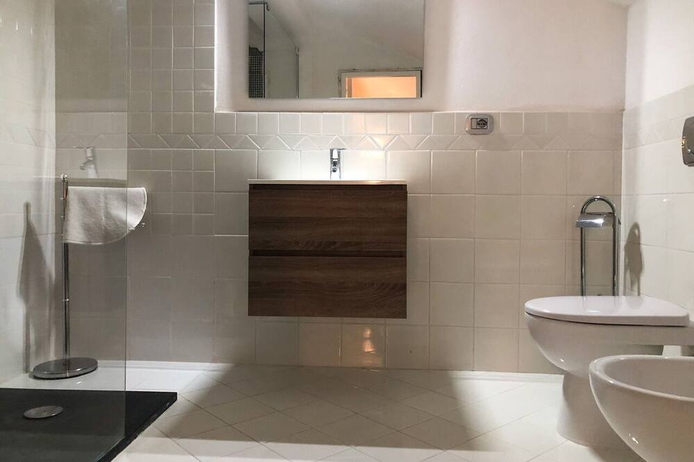 Photo of Bathroom in Marciana Marina