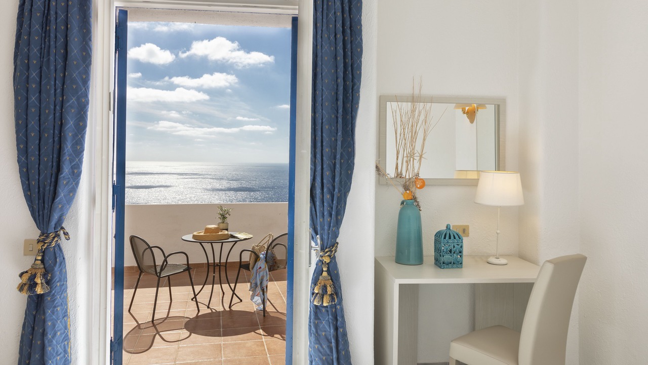 Photo of Patio Balcony in Panza