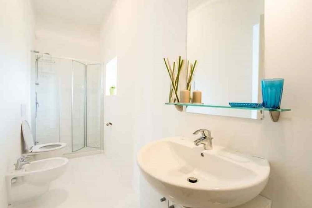 Photo of Bathroom in Notaresco