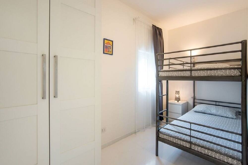 Photo of Bedroom in Notaresco