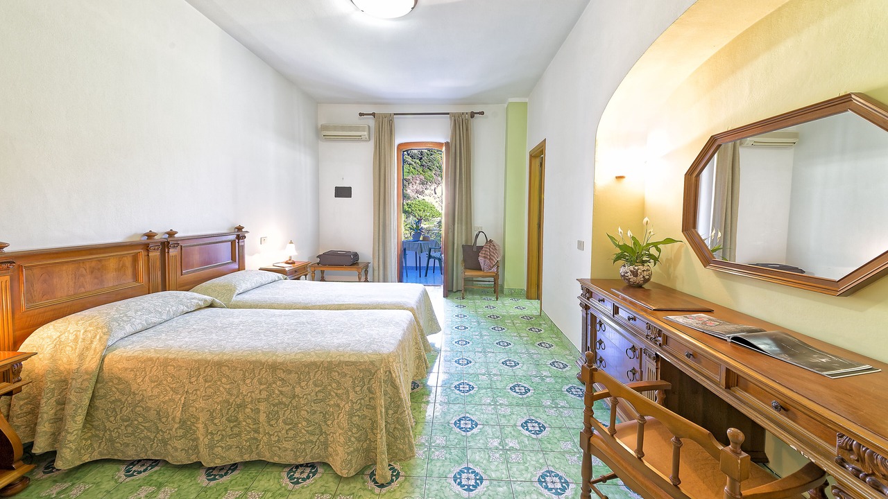 Photo of Bedroom in Forio