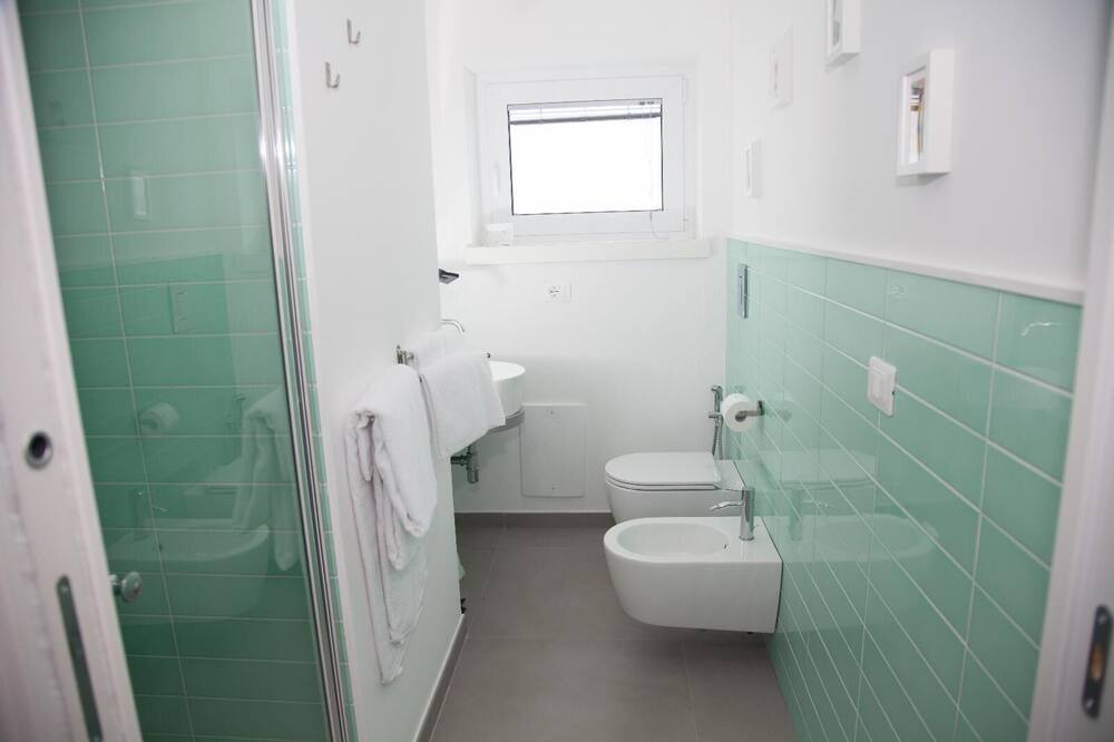 Photo of Bathroom in Fuorigrotta