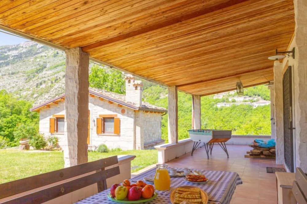 Photo of Patio Balcony in Taranta Peligna