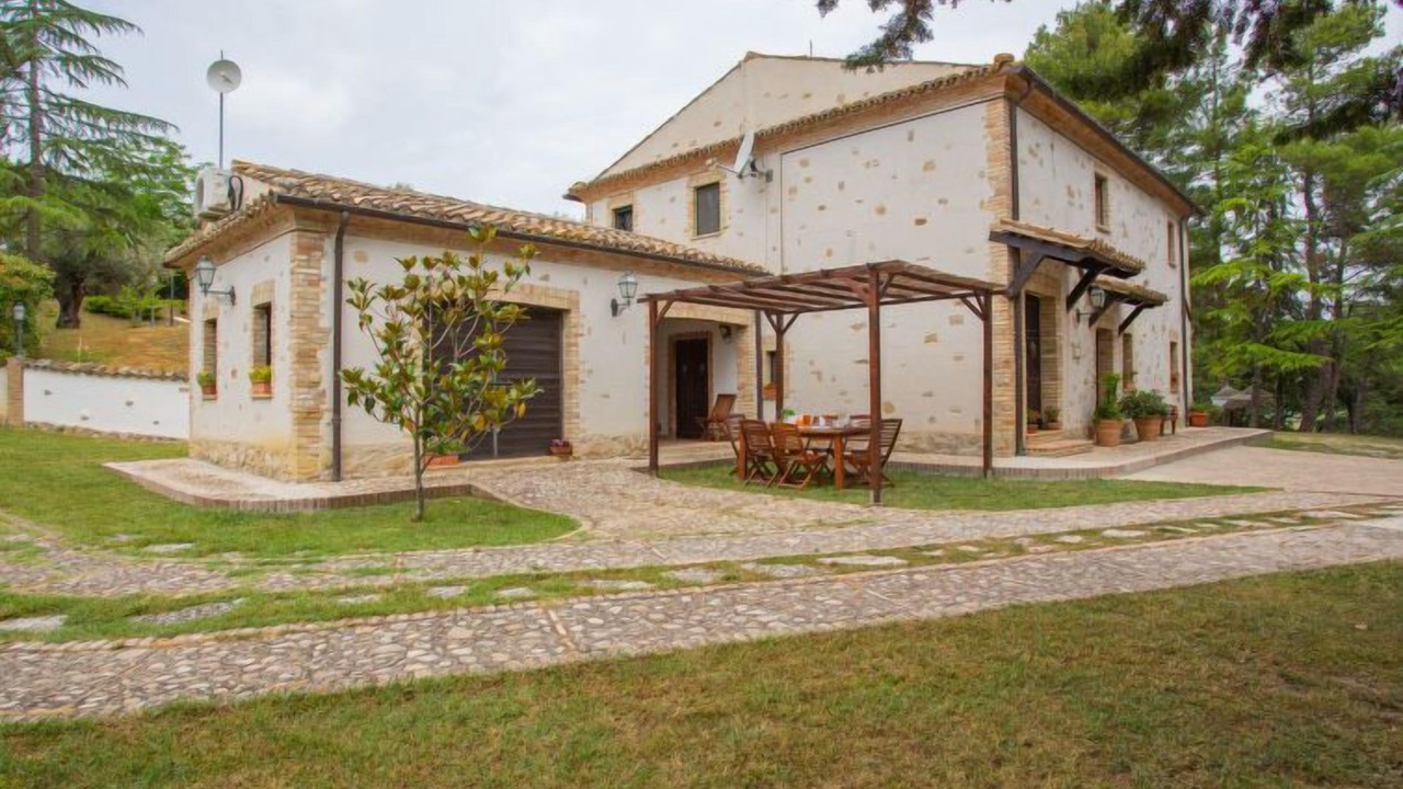 Photo of Outdoor in Penne