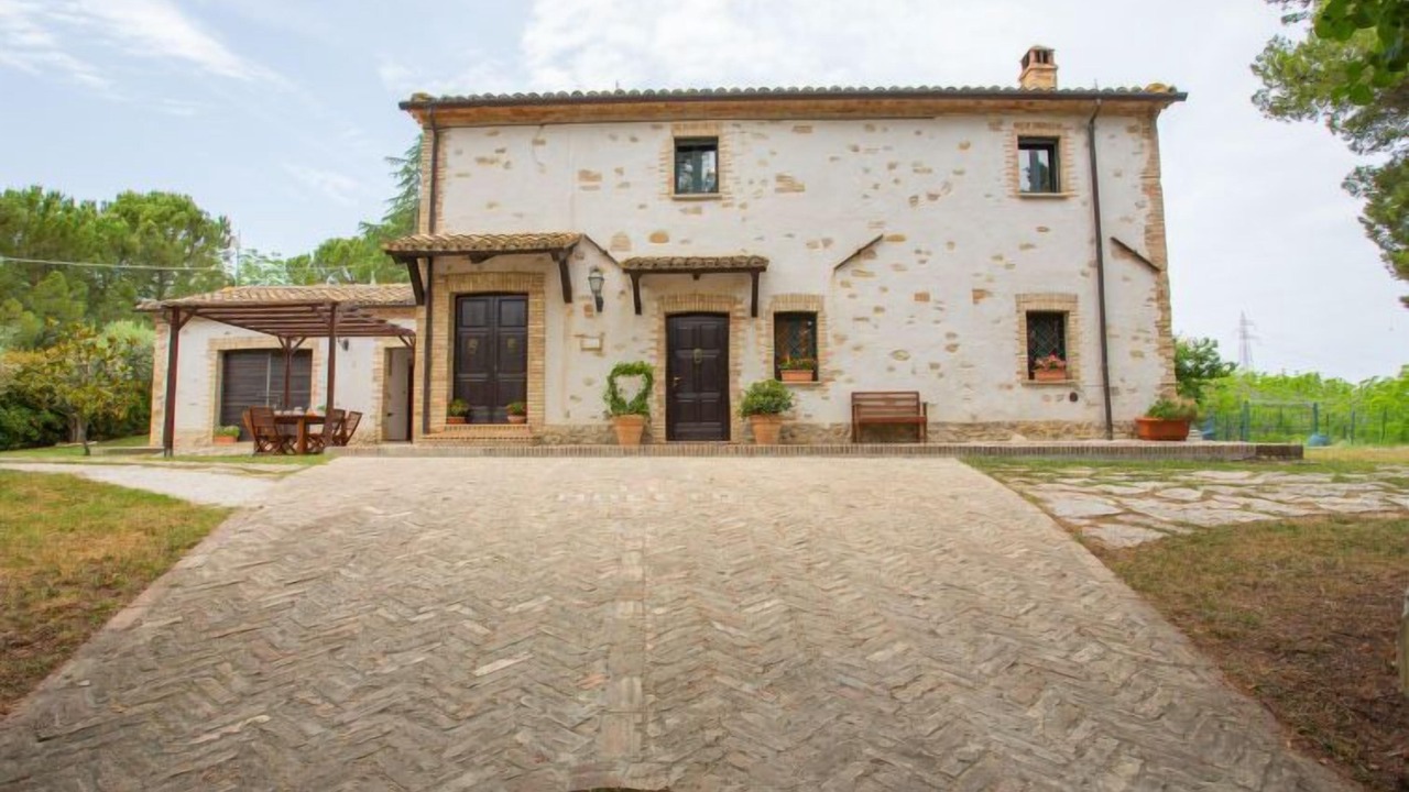 Photo of Outdoor in Penne