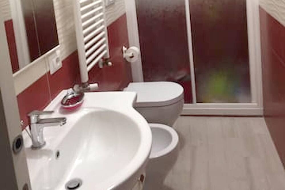Photo of Bathroom in Suburbio IX Aurelio