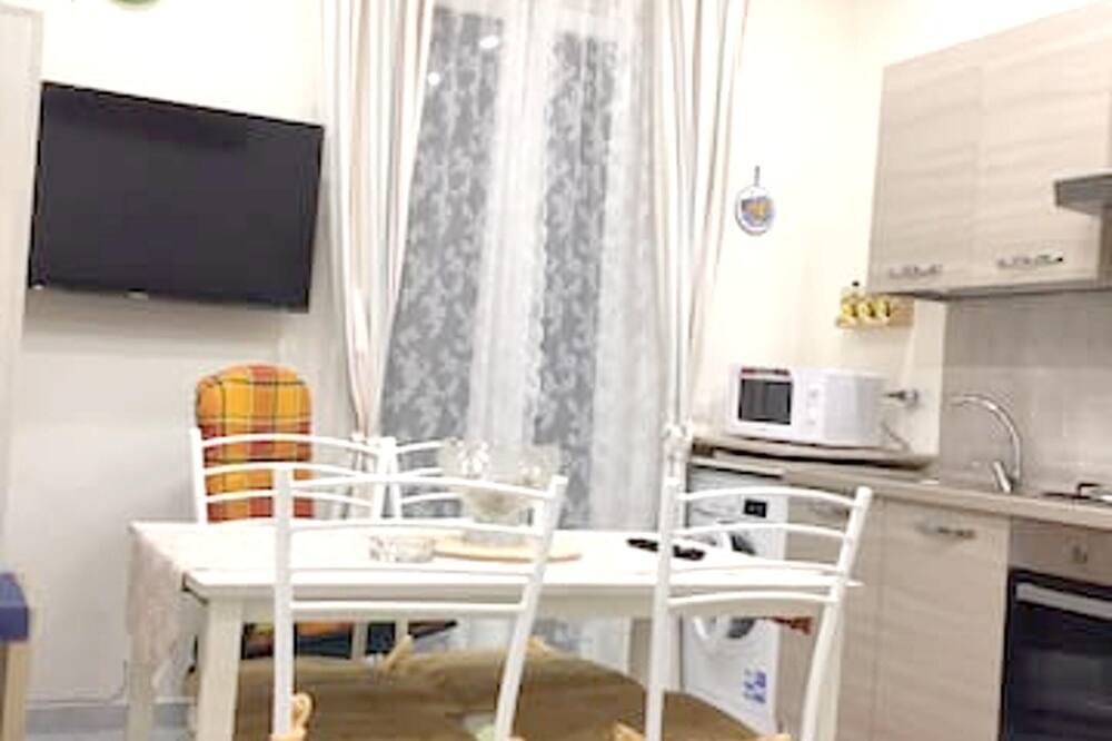 Photo of Livingroom in Suburbio IX Aurelio