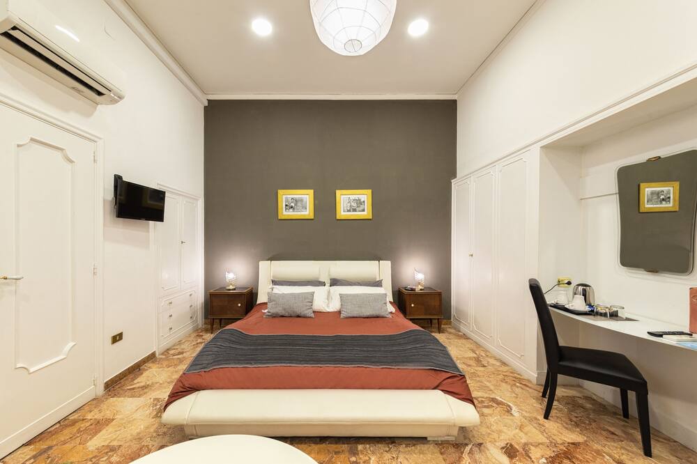 Photo of Bedroom in Montecalvario