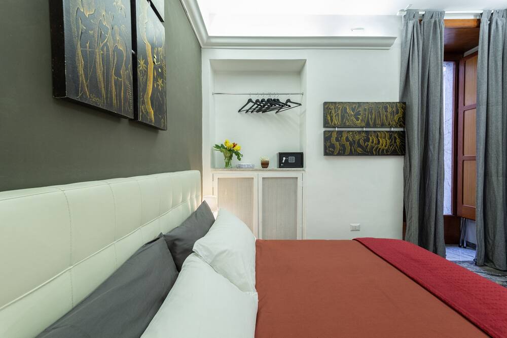 Photo of Bedroom in Montecalvario