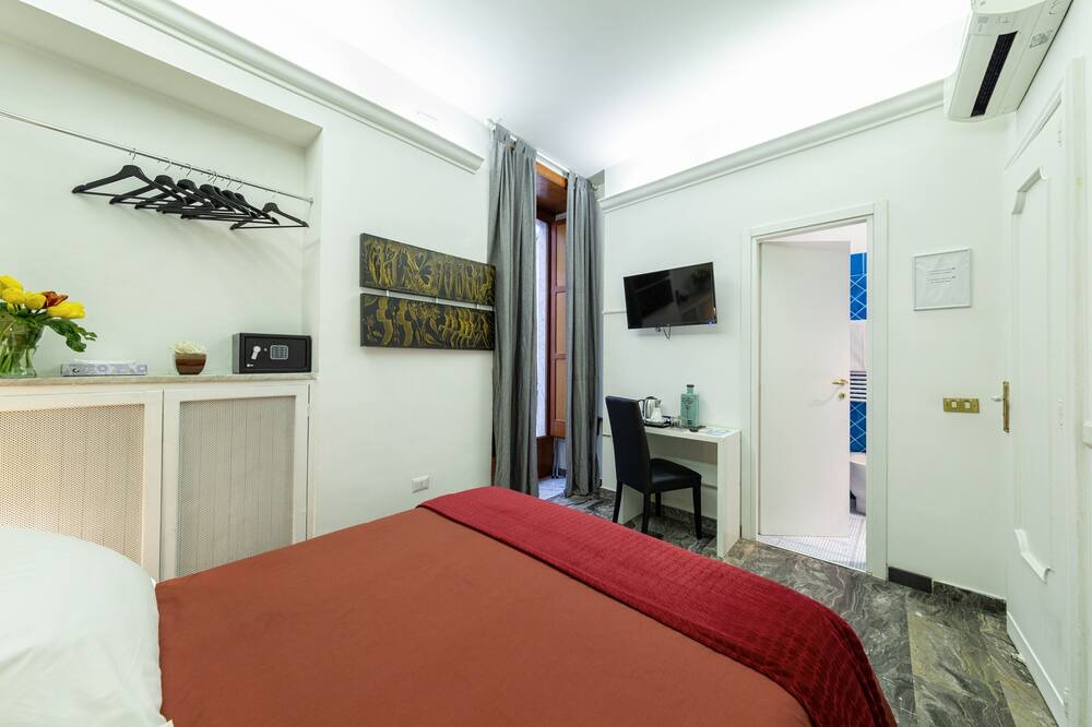 Photo of Bedroom in Montecalvario