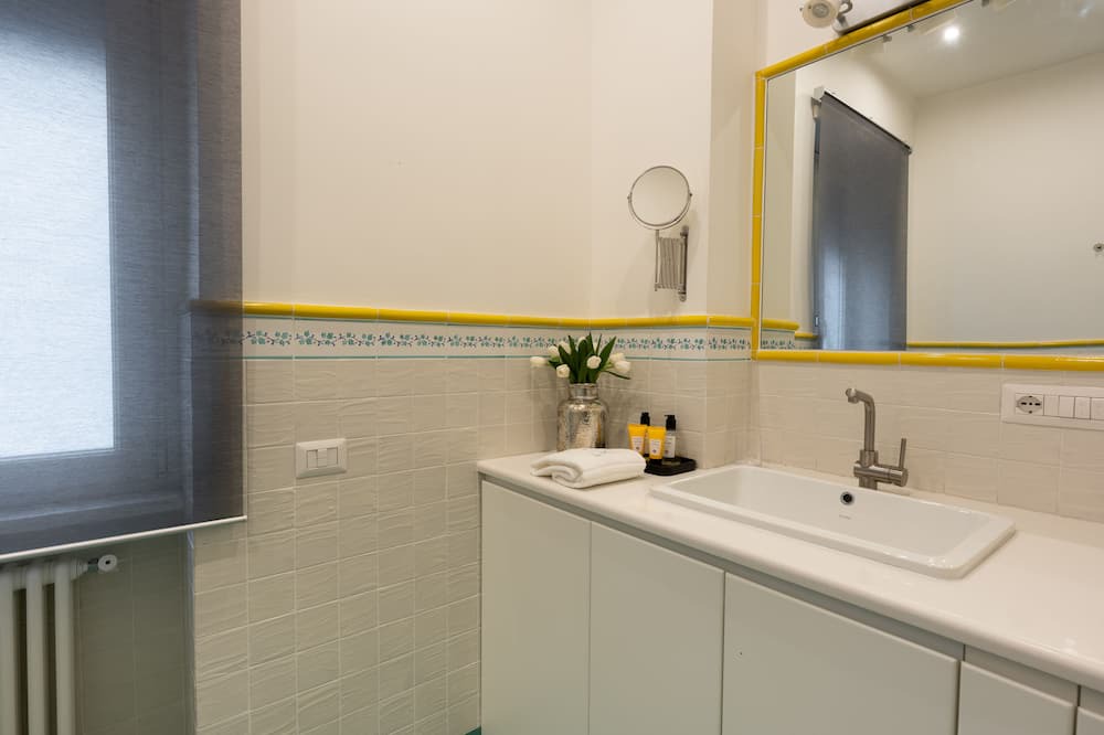 Photo of Bathroom in Santa Lucia