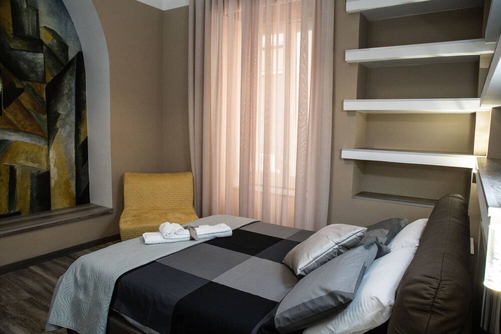 Photo of Bedroom in Historical Downtown Salerno