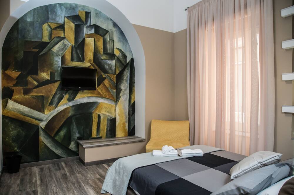 Photo of Bedroom in Historical Downtown Salerno