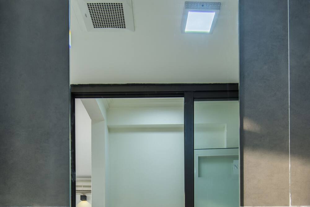 Photo of Bathroom in Hang Buom