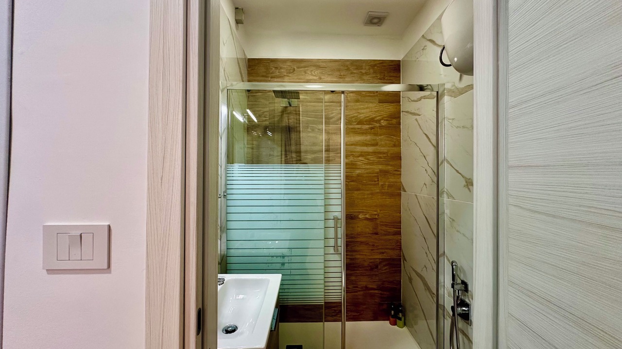 Photo of Bathroom in Naples