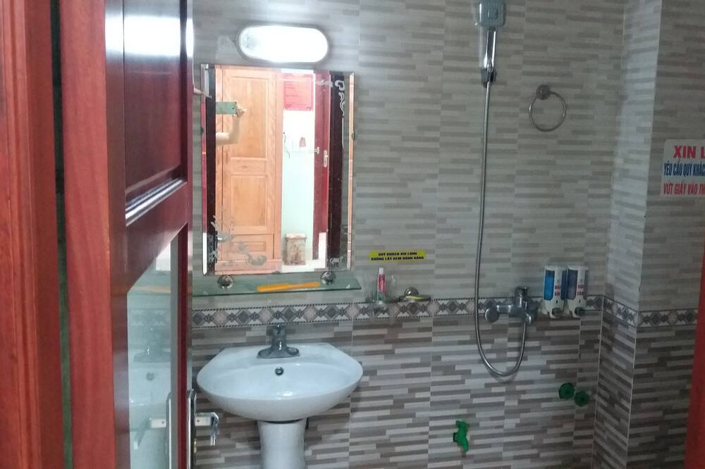Photo of Bathroom in Que Vo