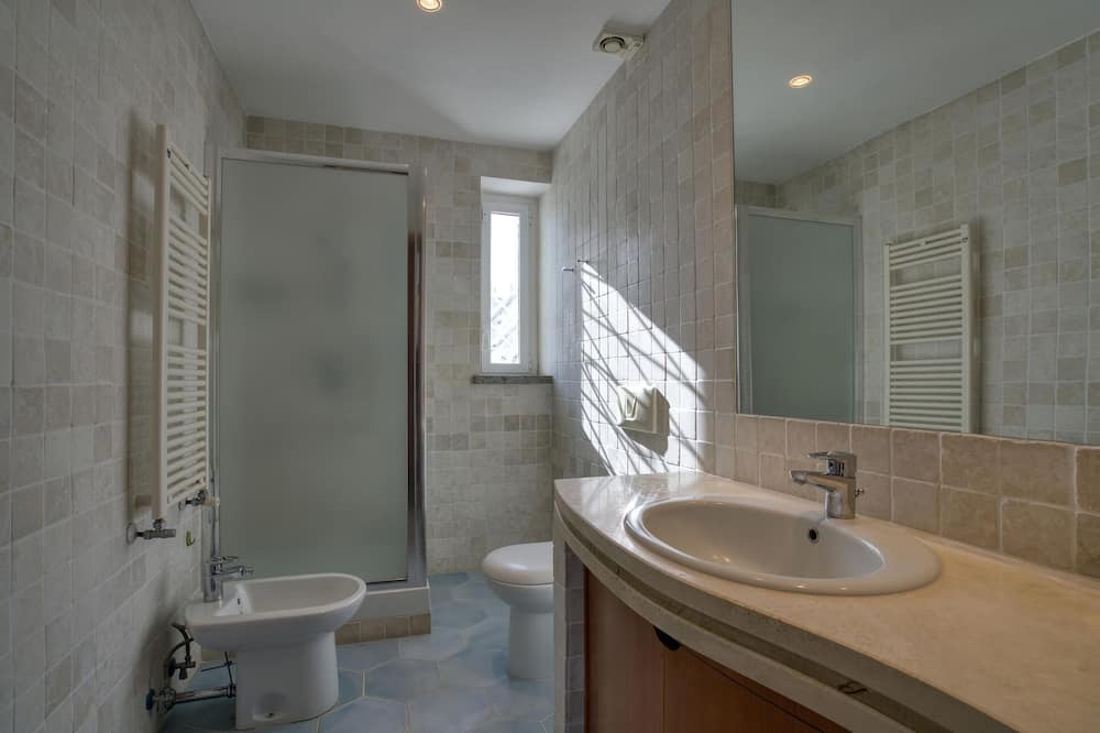 Photo of Bathroom in Campagnano di Roma