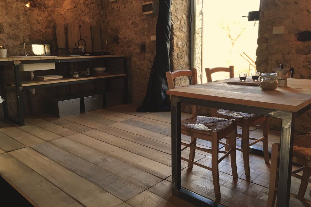 Photo of Kitchen in Tocco da Casauria