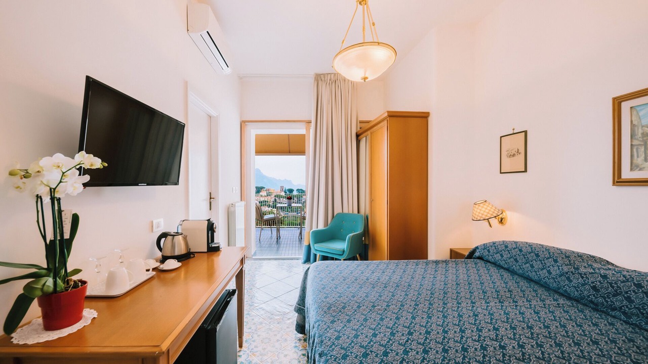 Photo of Bedroom in Pogerola