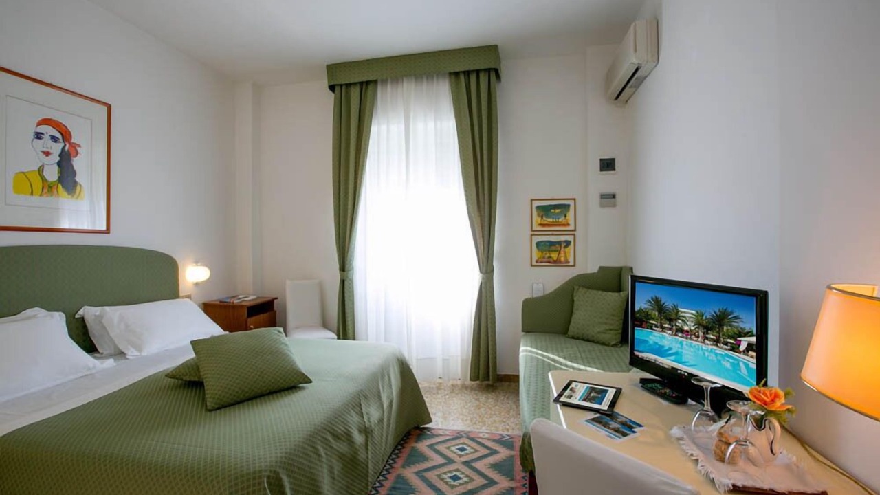Photo of Bedroom in Silvi