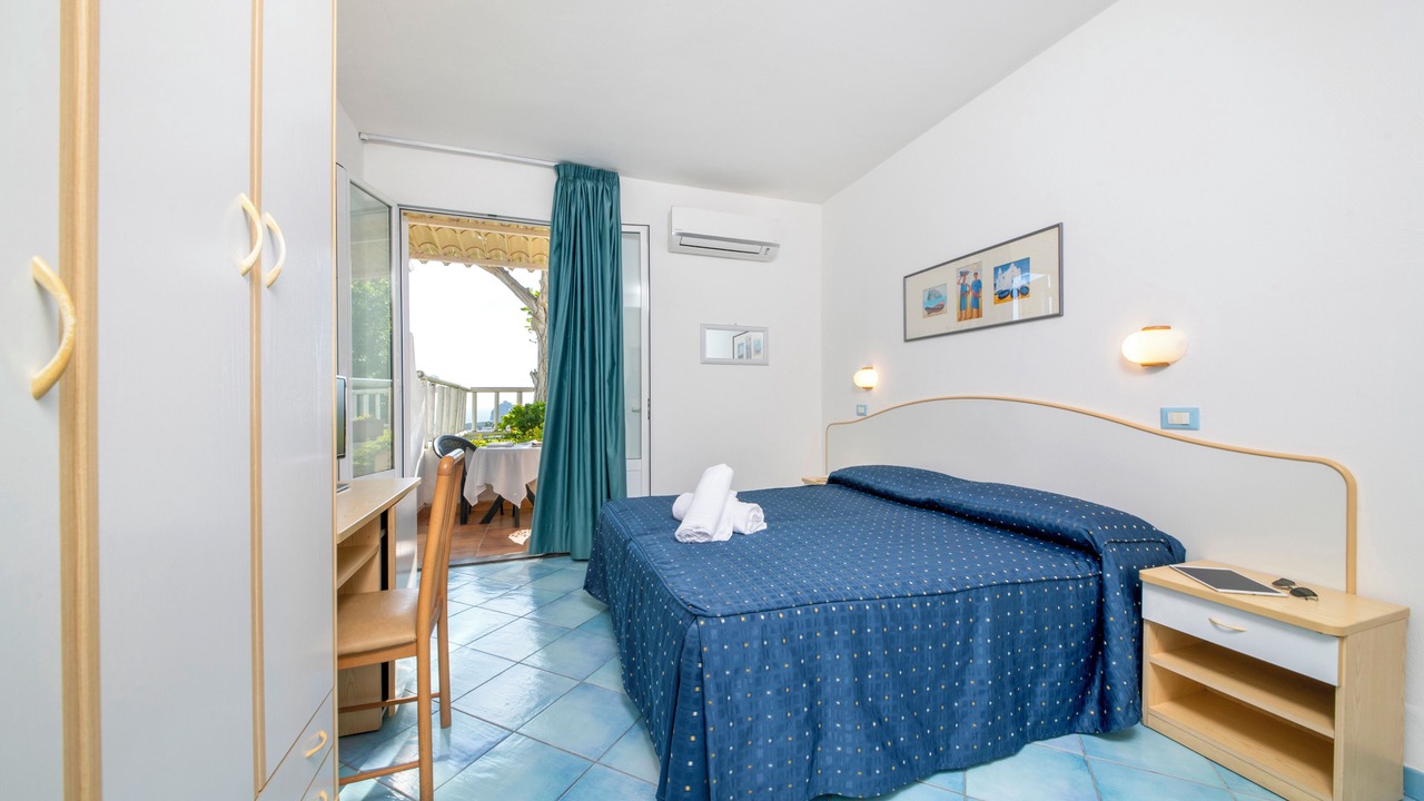 Photo of Bedroom in Ischia