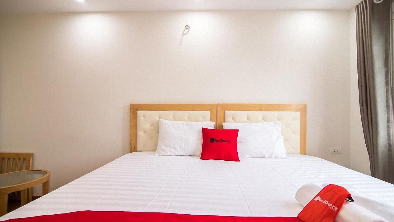 Photo of Bedroom in Trung Hoa Nhan Chinh