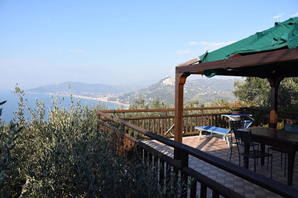 Photo of Patio Balcony in Castellabate