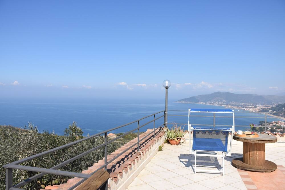 Photo of Patio Balcony in Castellabate