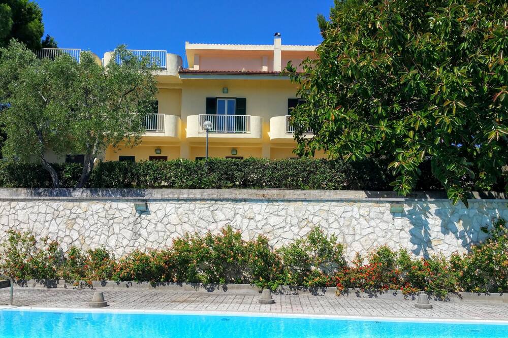 Photo of Outdoor in Montincello