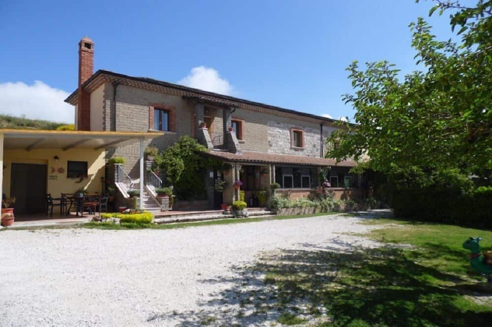 Photo of Outdoor in San Giorgio la Molara
