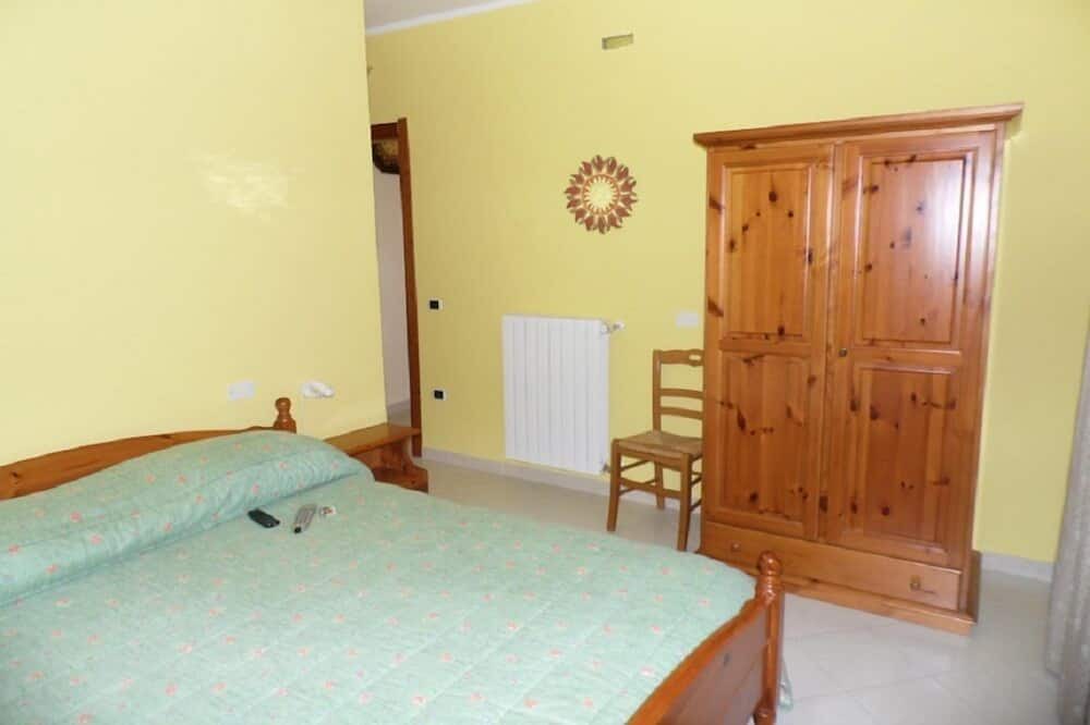 Photo of Bedroom in San Giorgio la Molara