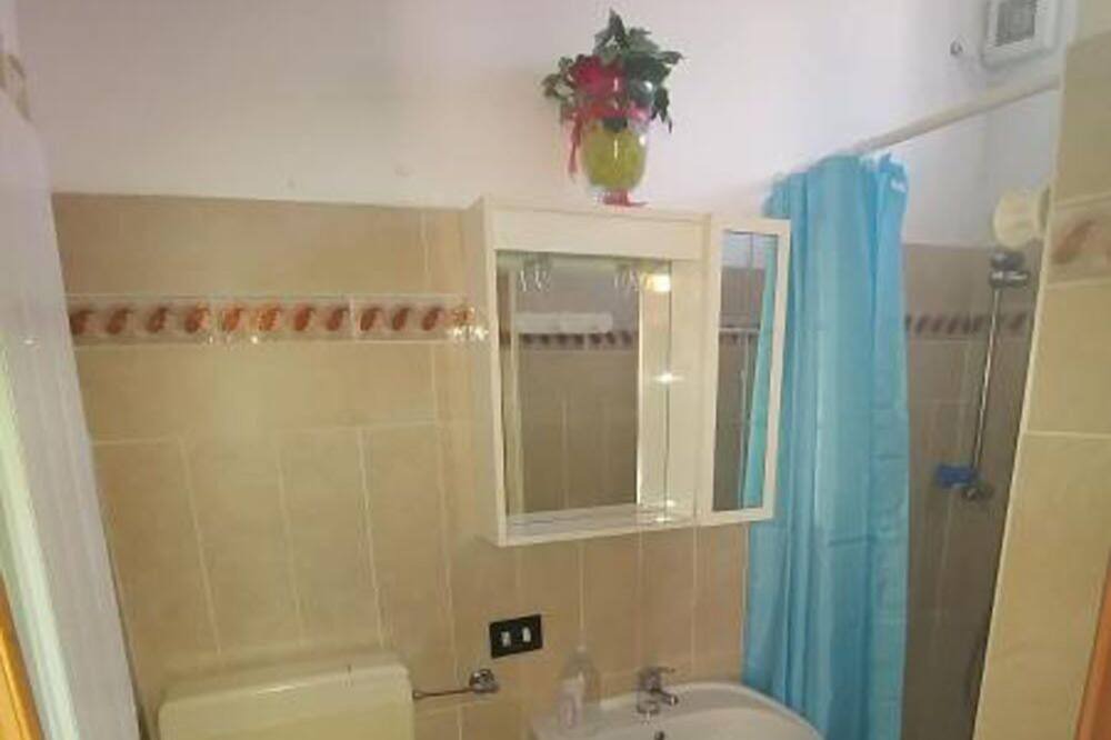 Photo of Bathroom in Priverno
