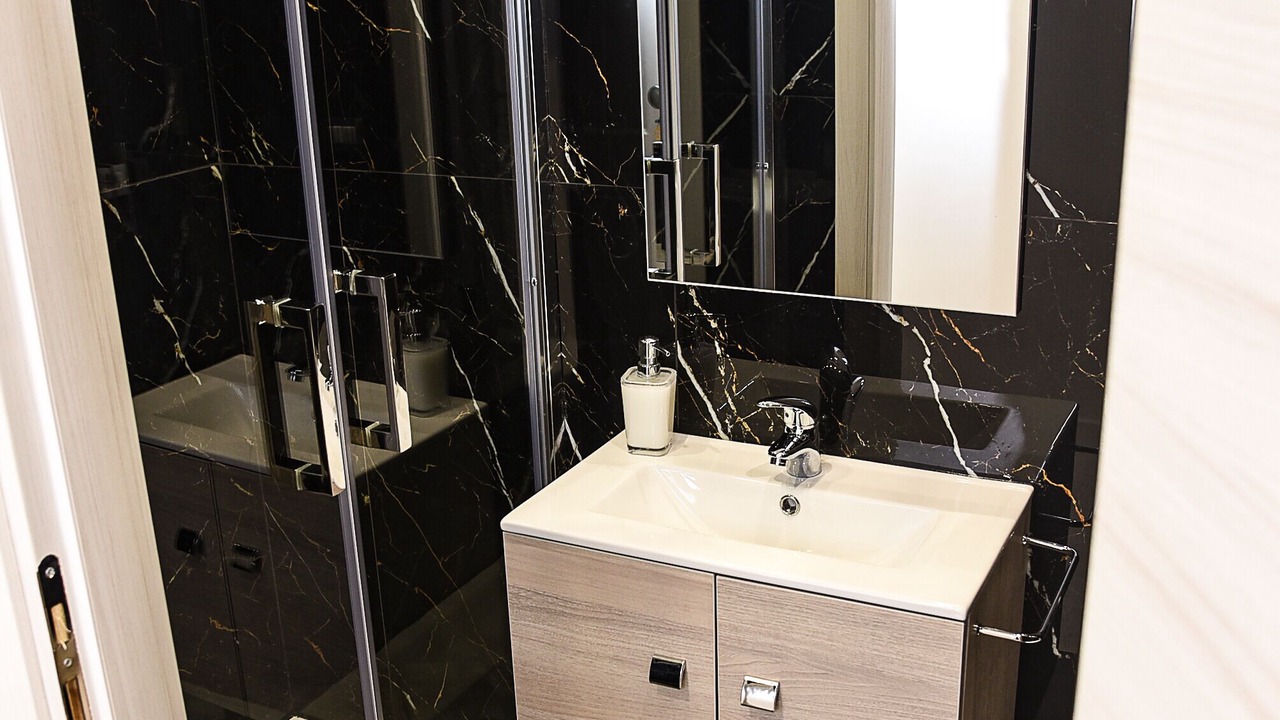Photo of Bathroom in Fuorigrotta